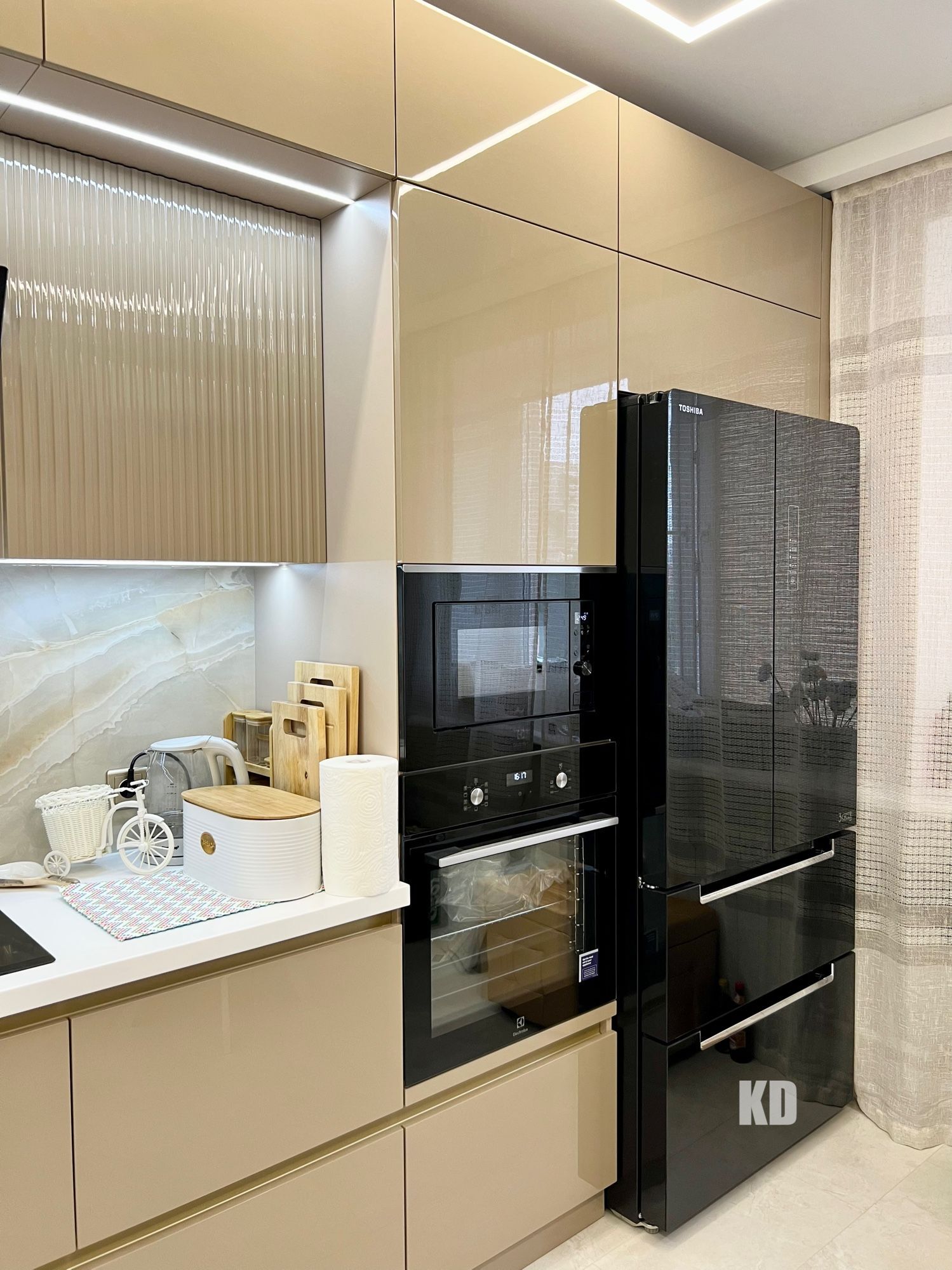 Кухня современная Pure Form Kitchens Кухня современная Pure Form Kitchens